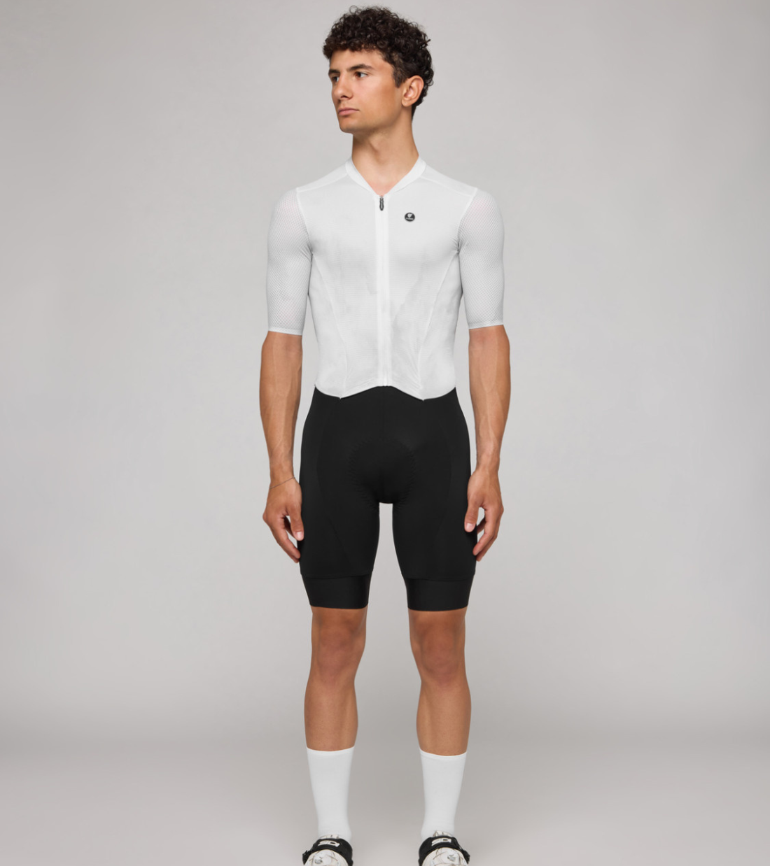 BODY PISSEI MAGISTRALE UAE